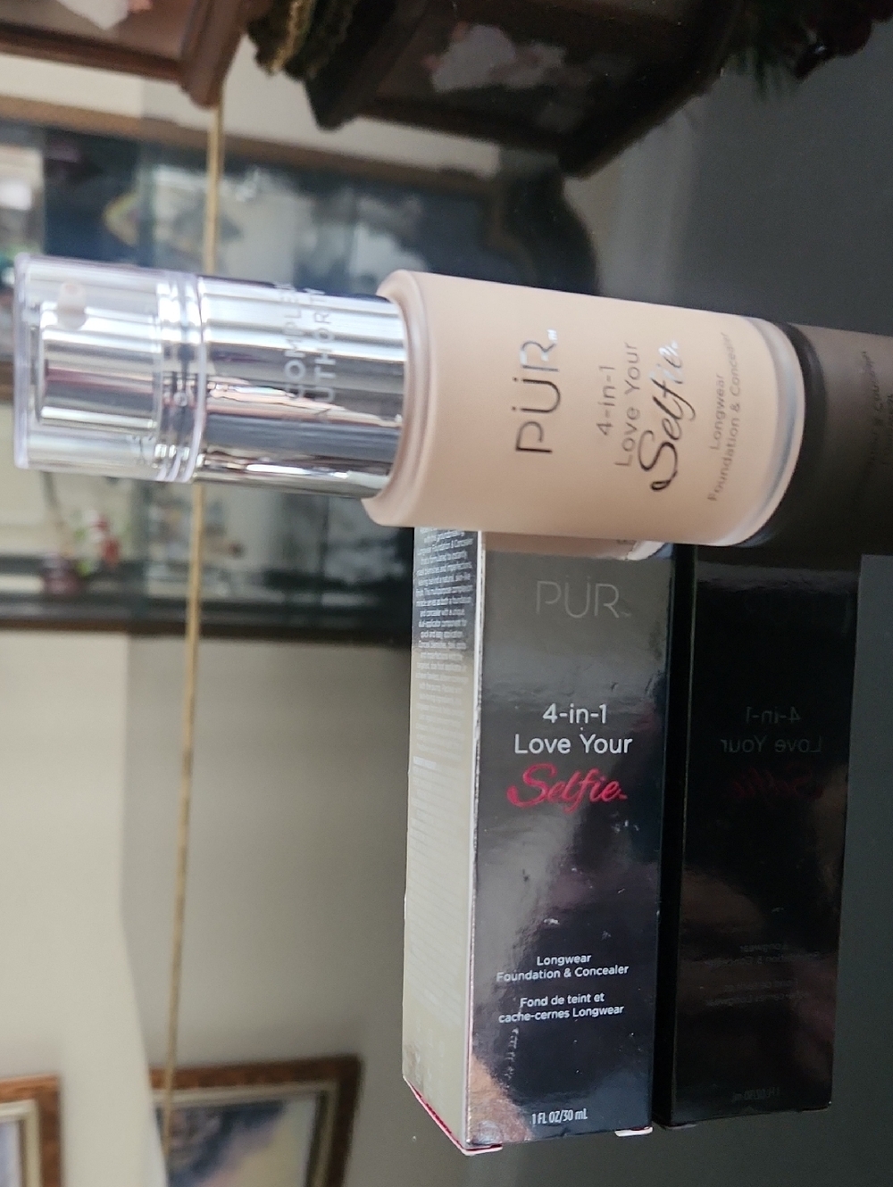 PUR 4-in-1 Love Your Selfie Longwear Foundation & Concealer.  Mix N Match
